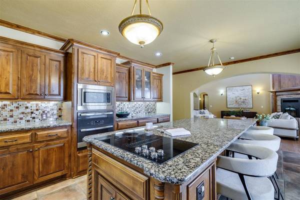 539 Buttermilk Cloud RDG, Choctaw, OK 73020