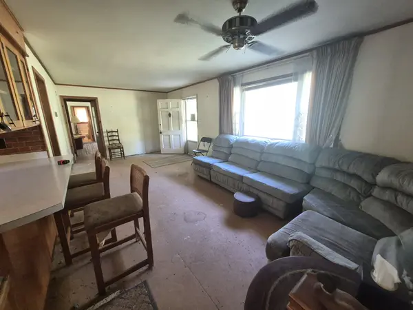 631 Scotts Chapel Rd, Cumberland City, TN 37050