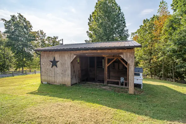 271 James Zimmerman Rd, Hampshire, TN 38461