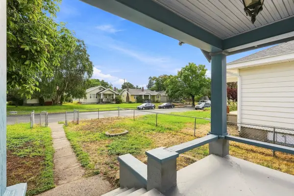 4317 N Lincoln St, Spokane, WA 99205