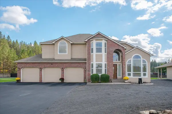 21808 NE Little Spokane Dr, Colbert, WA 99005