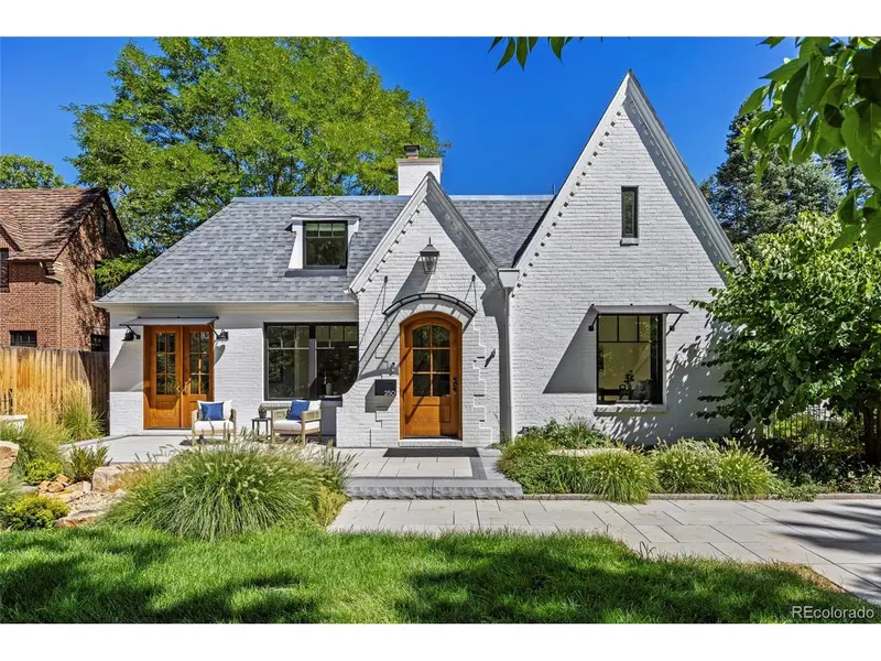 250 Ash, Denver, CO 80220