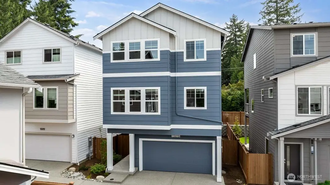 1109 138th PL SW, Lynnwood, WA 98087