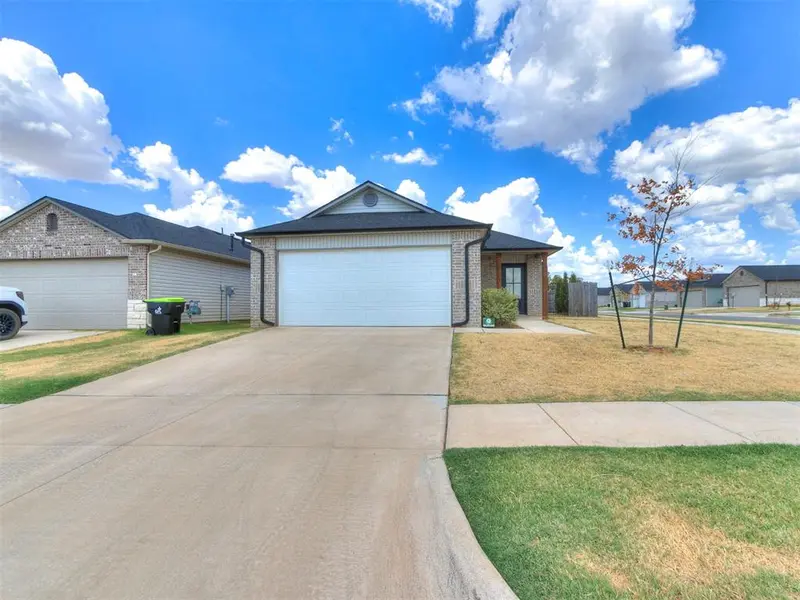 1201 Corner Brook DR, Purcell, OK 73080