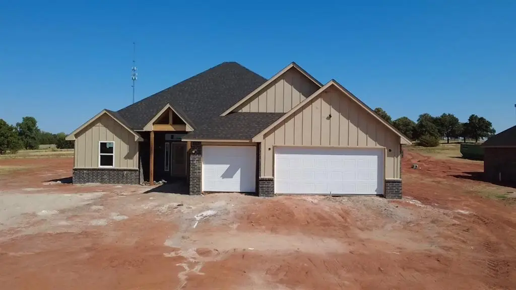2416 Bear Creek CIR, Blanchard, OK 73010