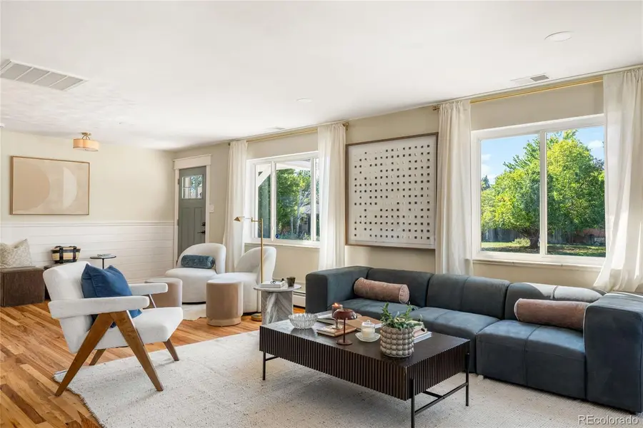 8087 W 17th AVE, Denver, CO 80214