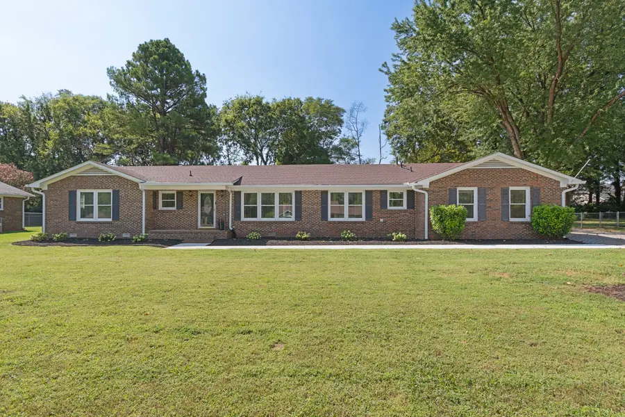 2353 Braxton Bragg Dr, Murfreesboro, TN 37129