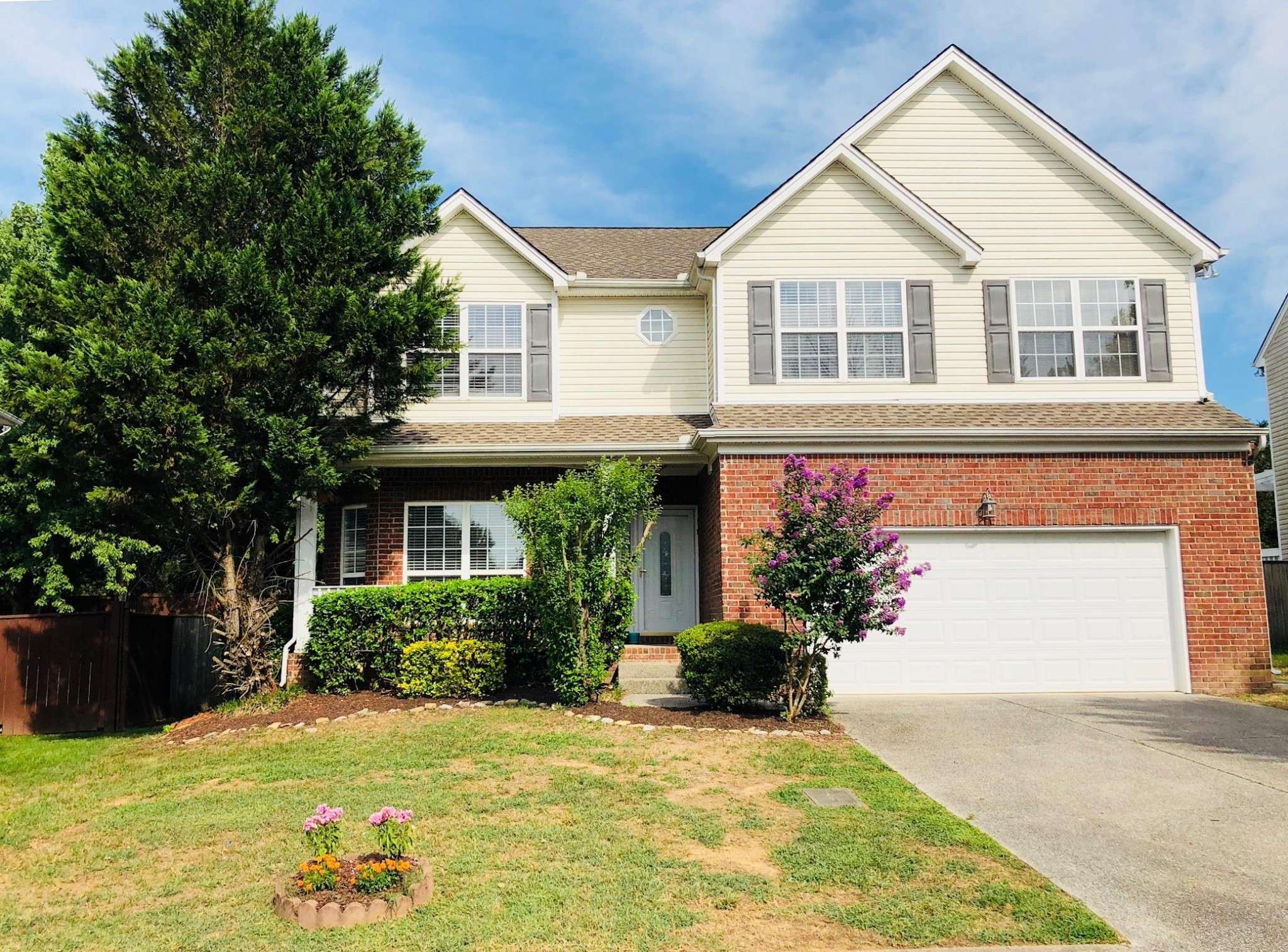 121 Claybrook Ln, Antioch, TN 37013