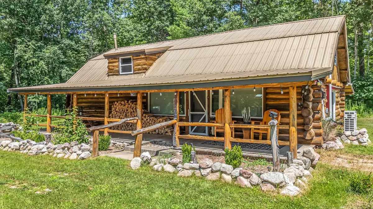 N17187 BOULDER RIDGE DR, Pembine, WI 54156-9800