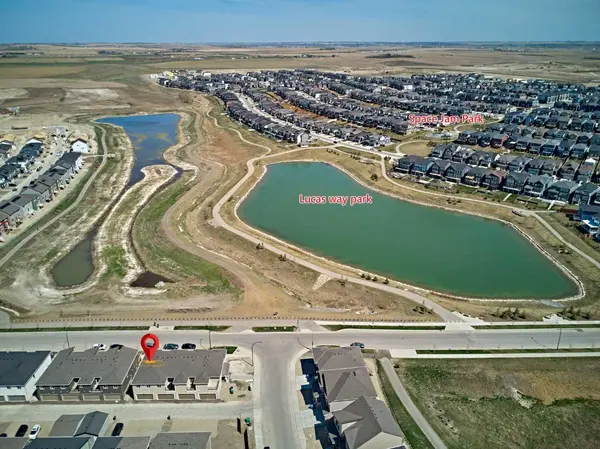 983 148 AVE NW, Calgary, AB T3P 2H2
