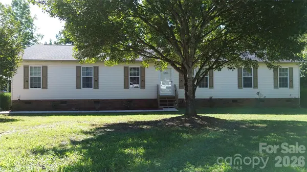 109 Grand Acres LN, Maiden, NC 28650