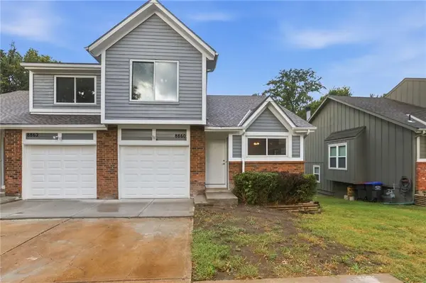 8860 Gallery ST, Lenexa, KS 66215