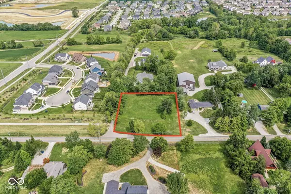 1246 W 161st ST, Westfield, IN 46074