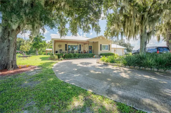 2124 FOX RUN LN, Lake Wales, FL 33898