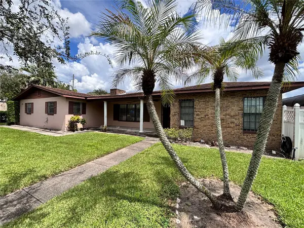 4143 EDGEWATER DR, Orlando, FL 32804