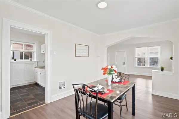 6809 Morgan Ford RD, St Louis, MO 63116