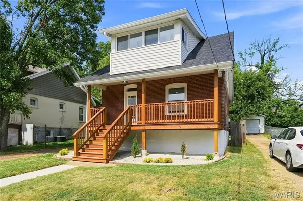 7269 Zephyr PL, St Louis, MO 63143