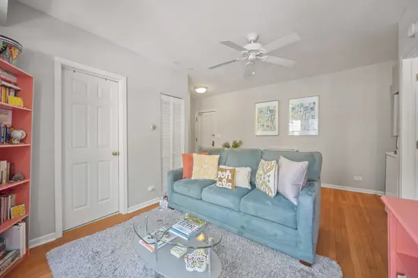 4427 N Lawndale AVE #1B, Chicago, IL 60625