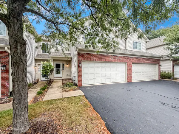 349 ABINGTON WOODS DR #349, Aurora, IL 60502