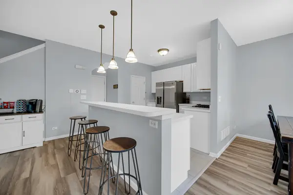 2634 Williamsburg DR, Algonquin, IL 60102
