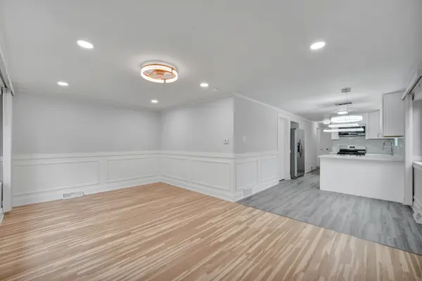 1146 E 90th ST, Chicago, IL 60619