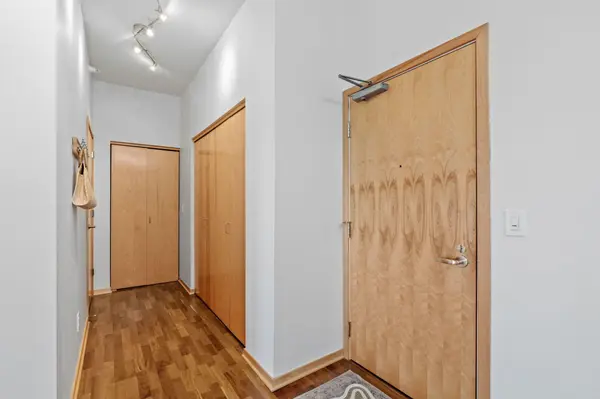 4525 Park Commons DR #521, Saint Louis Park, MN 55416