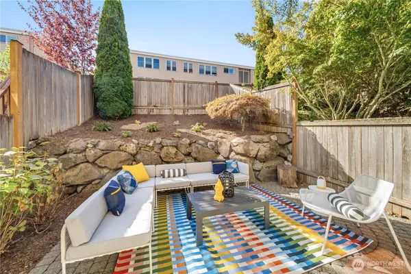 12325 10th PL NE #D, Seattle, WA 98125
