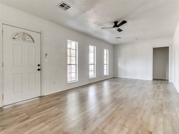 514 NW 94th ST, Oklahoma City, OK 73114