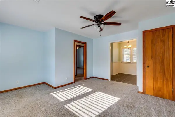 623 Grandview Ave., Newton, KS 67114