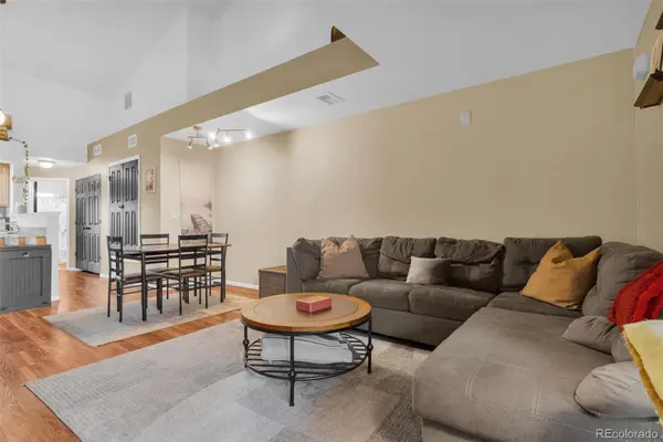 2551 S Bahama CIR #E, Aurora, CO 80013