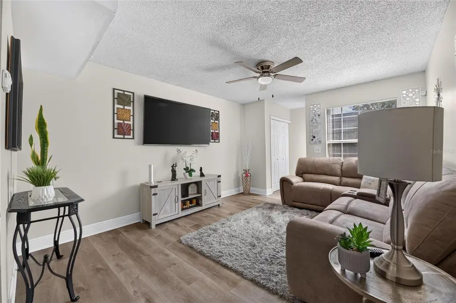 7321 JACKSON SPRINGS RD, Tampa, FL 33634