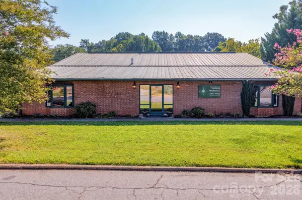 126 N Toms ST, Rutherfordton, NC 28139