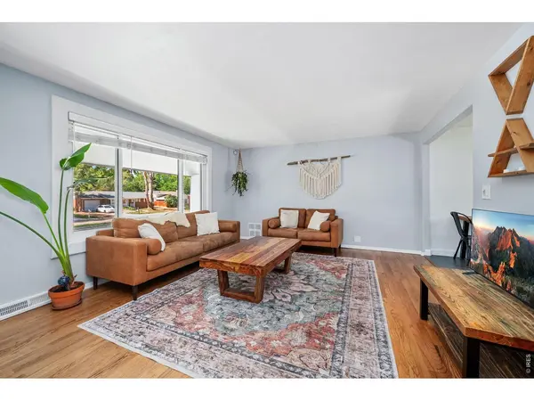 1018 S Pratt, Longmont, CO 80501