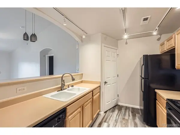 5255 Memphis #224, Denver, CO 80239
