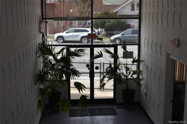510 S Franklin ST, Hempstead, NY 11550