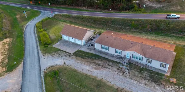 10135 County Road 8010, West Plains, MO 65775