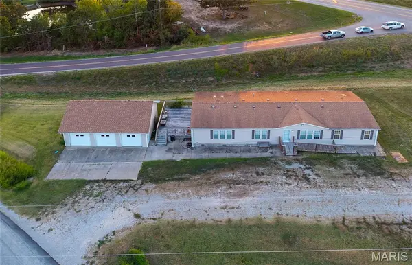 10135 County Road 8010, West Plains, MO 65775