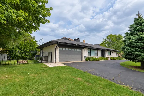 4754 W NORTH SHORE AVE, Lincolnwood, IL 60712