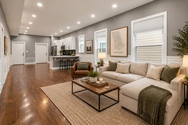 1821 N Kedvale AVE #1, Chicago, IL 60639
