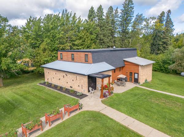 200 NE Hwy 1, Effie, MN 56639
