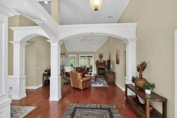 1027 Berkshire Blvd, Mount Juliet, TN 37122