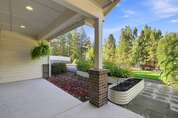 6282 W Bluebird WAY, Deer Park, WA 99006