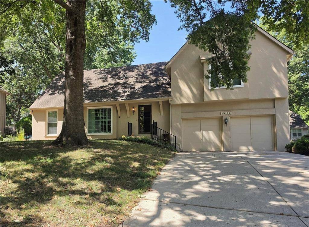 13112 W 77th ST, Lenexa, KS 66216