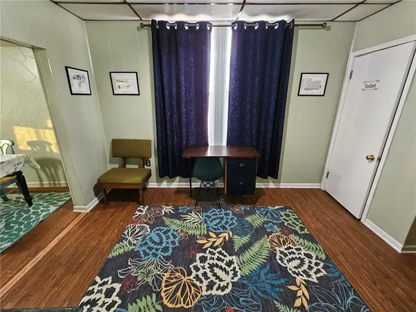 716 N 24th ST, St Joseph, MO 64506