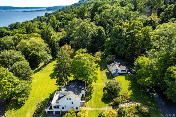 34 Old Mountain RD, Nyack, NY 10960