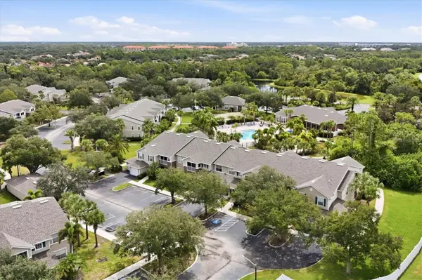8926 MANOR LOOP #103, Bradenton, FL 34202