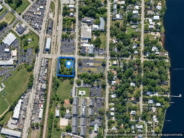 1001 TARPON ST, Fort Myers, FL 33916