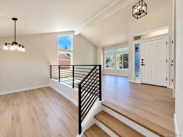 16181 E Mercer CIR, Aurora, CO 80013