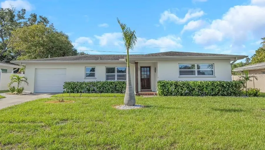1579 ELIZABETH LN, Clearwater, FL 33755