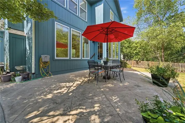15421 S Alcan ST, Olathe, KS 66062